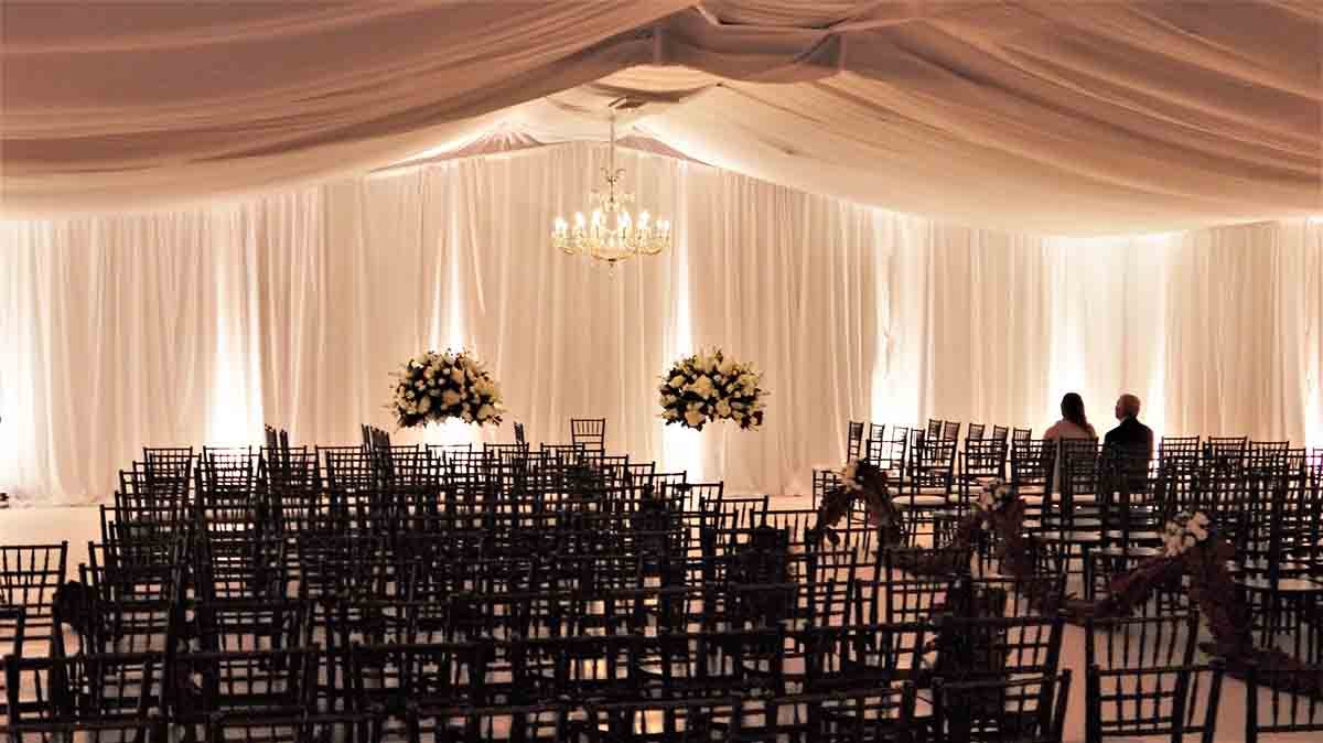 0009-171217-meagan-warren-we