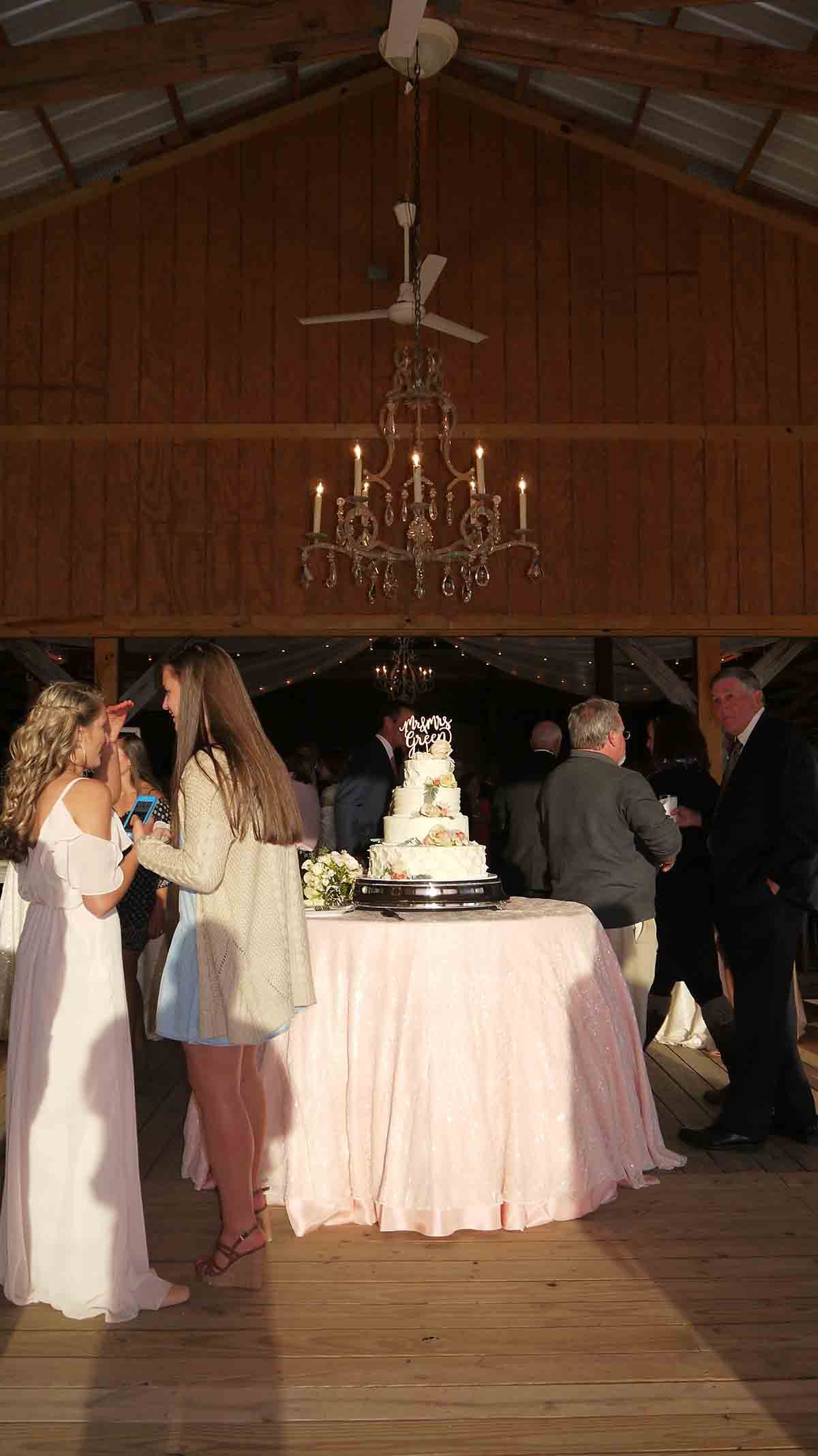 0014161022-cricket-newman-san-souci-