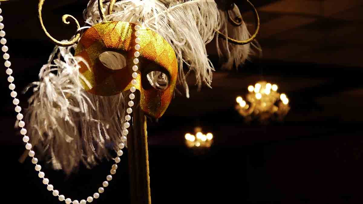 0033-160423-LHS-Prom